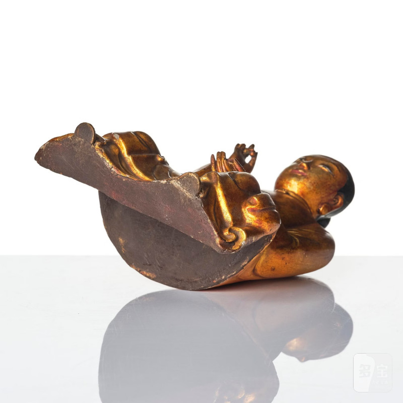 A gilt and polychrome lacquer figure of a divinity, - 图8